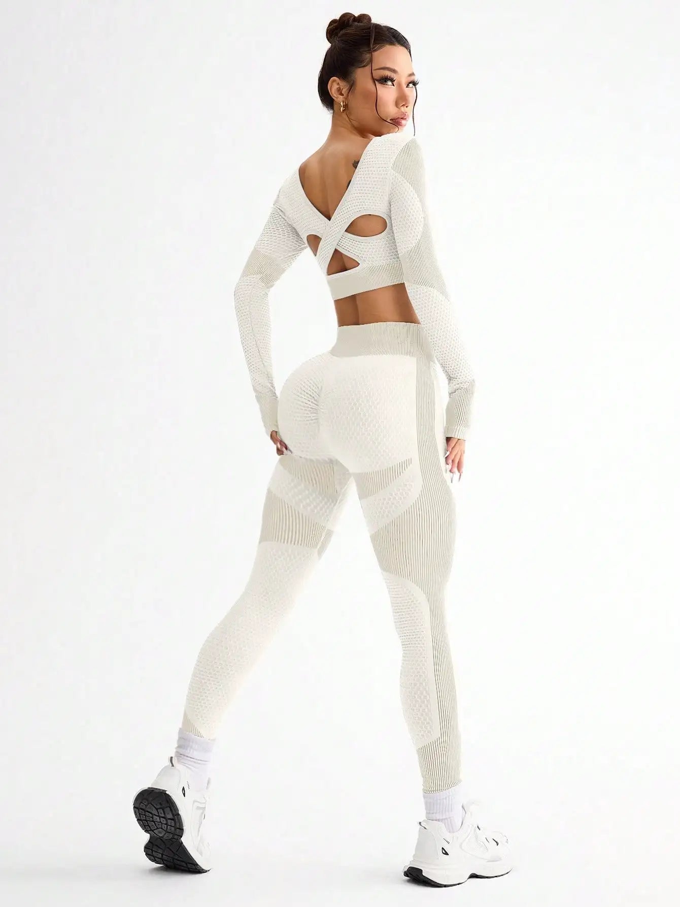 Women's 2-Piece Seamless Sports Set — Long Sleeve Top & High-Waist Leggings