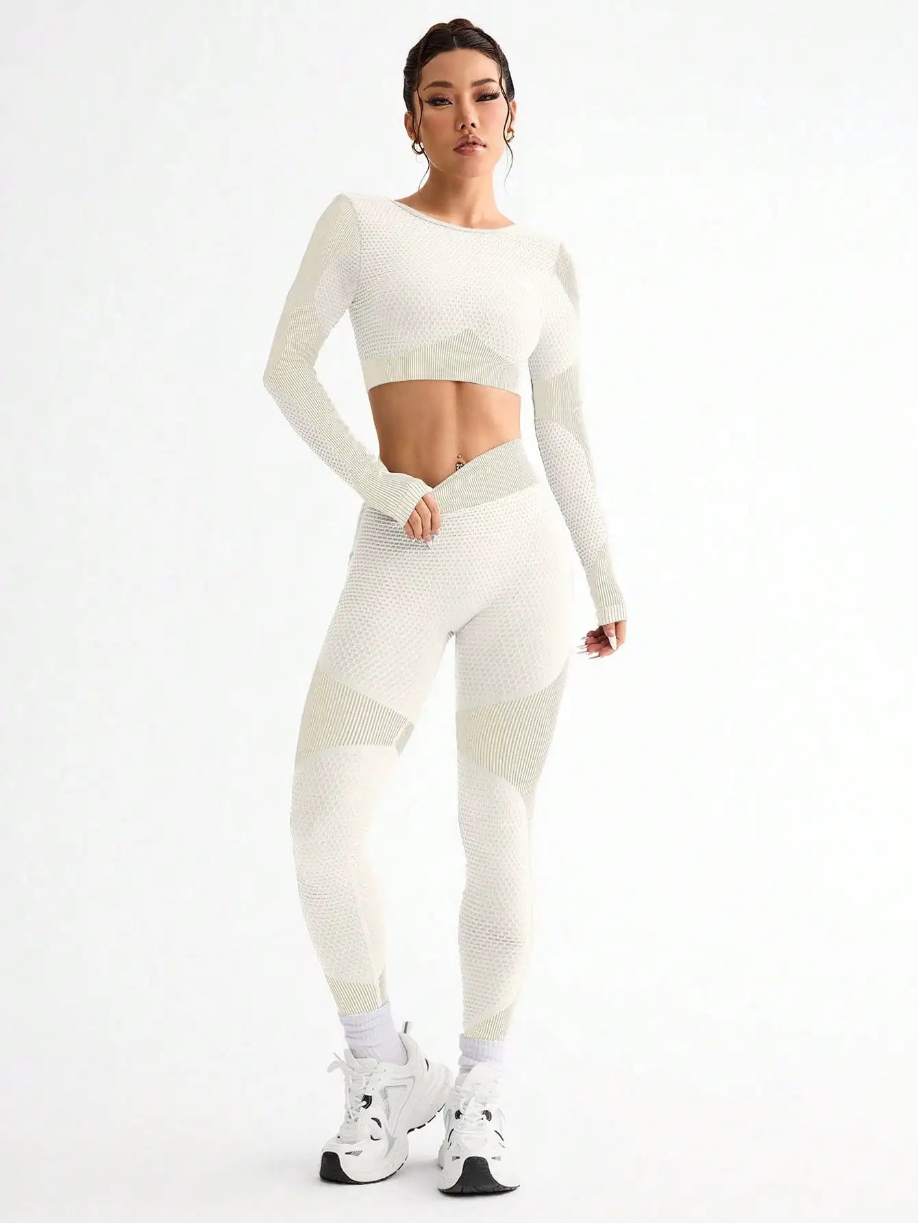 Women's 2-Piece Seamless Sports Set — Long Sleeve Top & High-Waist Leggings